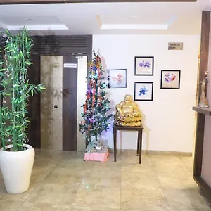 Hotel Genx Le Crescent