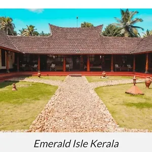  Hotel Emerald Isle India